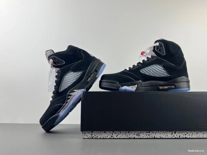 One Kick Jordan Reimagined Metallic Air HF3975-001 5 Black 0816